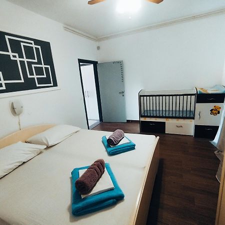 Apartments Jakovljevic Grebastica Ngoại thất bức ảnh
